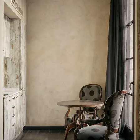 Arai 4* Superior 4* Барселона