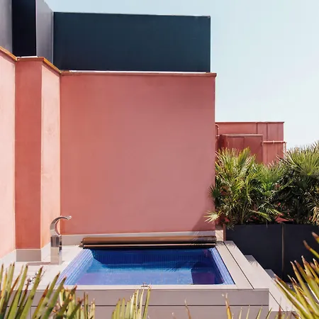 Arai 4* Superior Отель