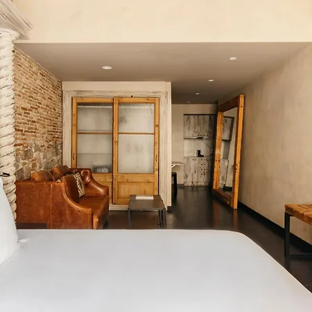 Arai 4* Superior Hotel 4*